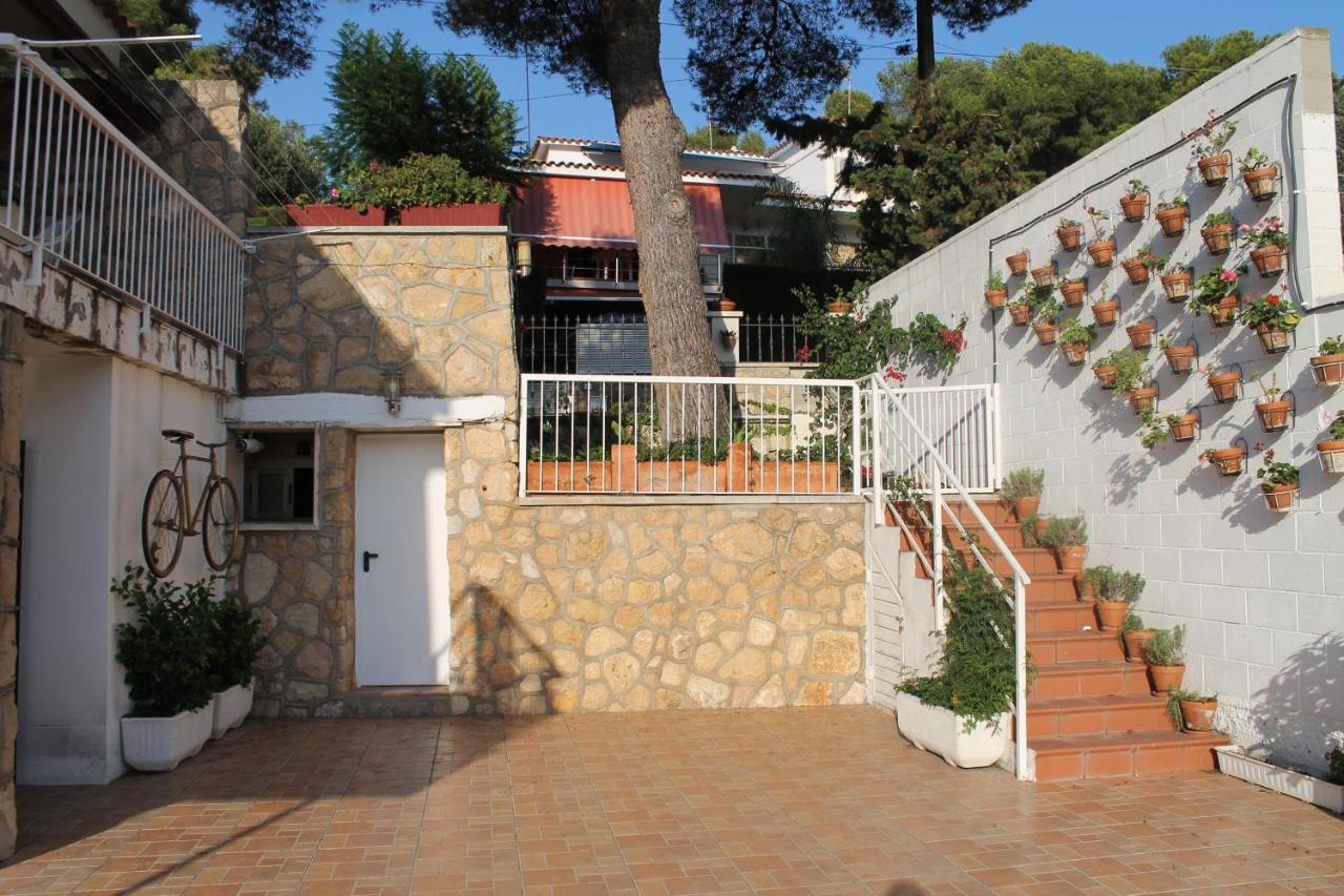 Villa La Casa Dels Boscos Tarragona Exterior foto